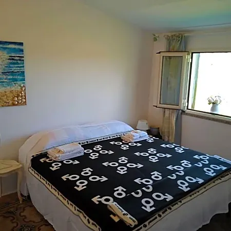 Lo Stazzo B&B