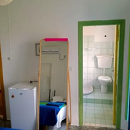 Lo Stazzo B&B