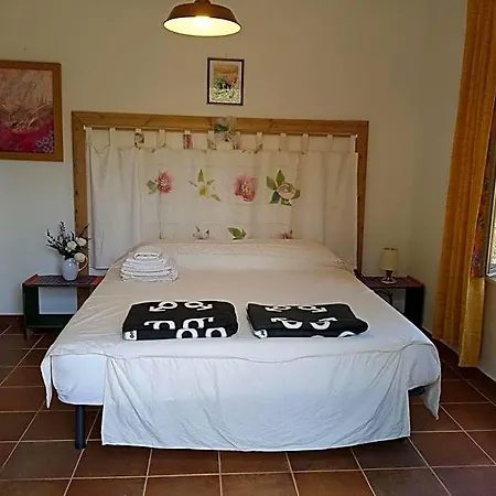 B&B Lo Stazzo 3*